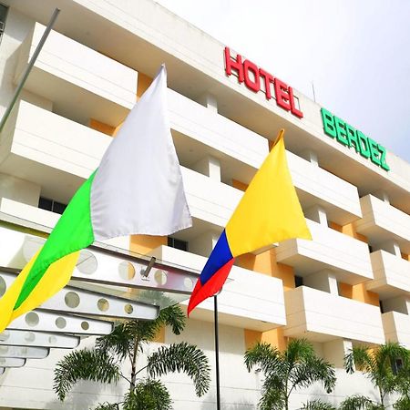 Hotel Berdez 네이바 외부 사진