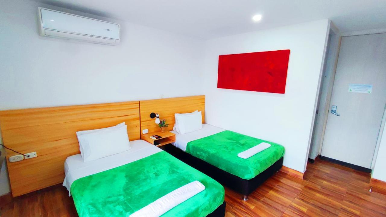 Hotel Berdez 네이바 외부 사진