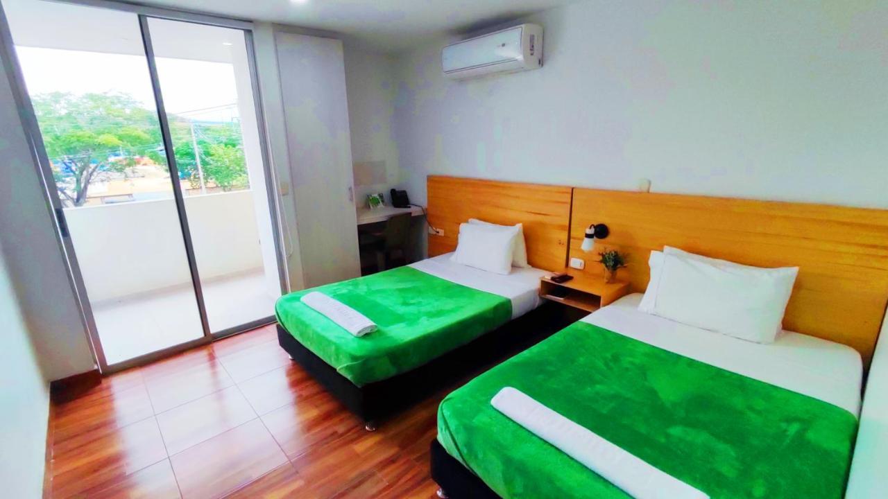 Hotel Berdez 네이바 외부 사진